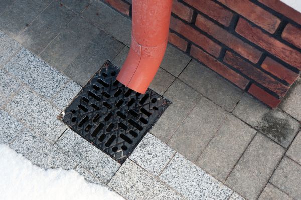 Downspout Drainage Service in Midlothian